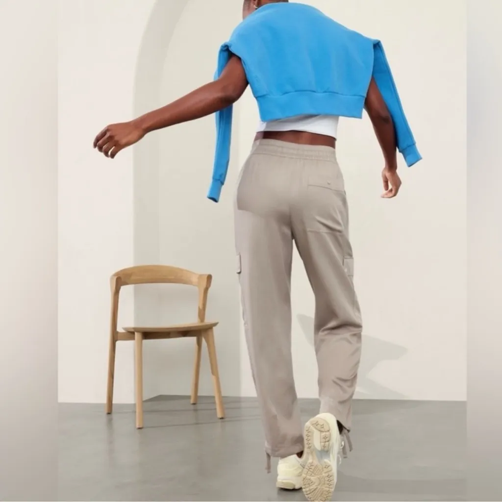 Athleta Celestial High Rise Utility Pant Womens XS New - Image 11