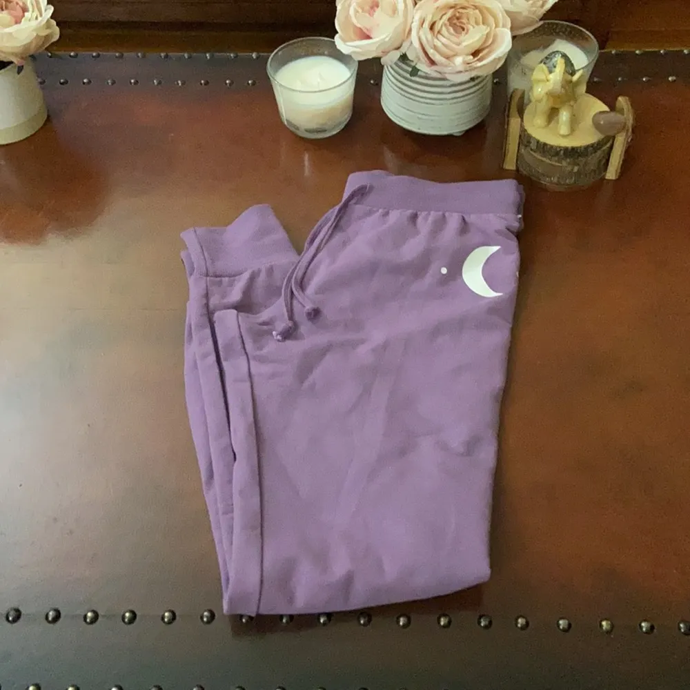 WILDFOX Crescent Moon Jack Drawstring Joggers XS - Image 4