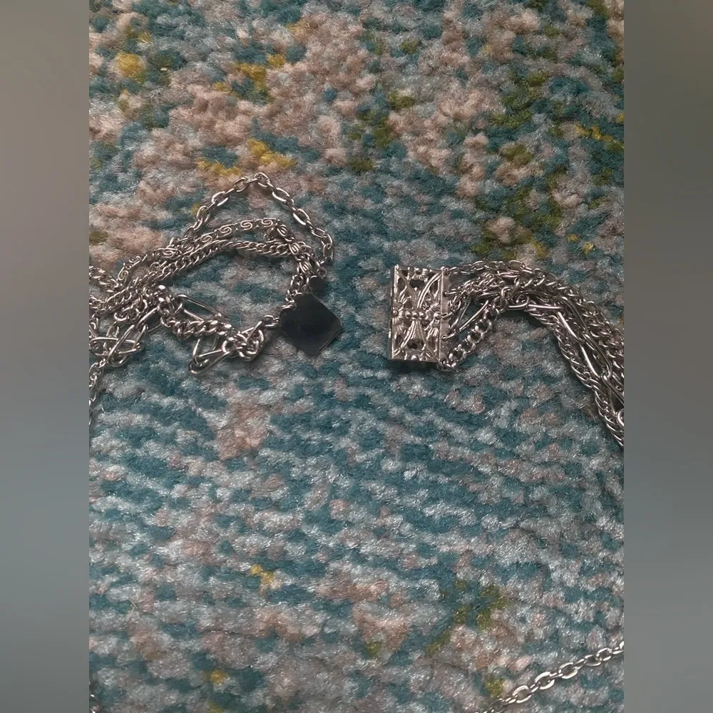 Vintage silver multi chain link locket clasp necklace - Image 7