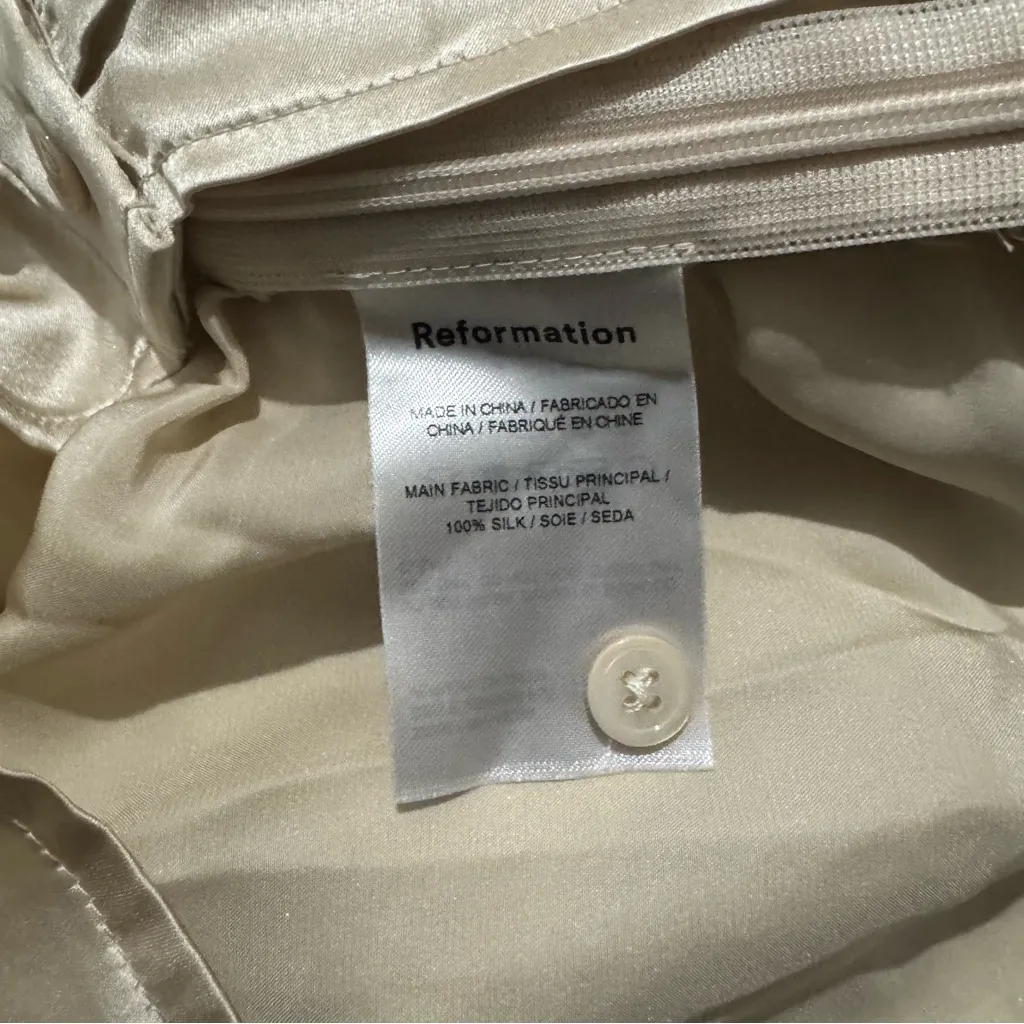 Reformation Kendall Silk Top size 8 - Image 7