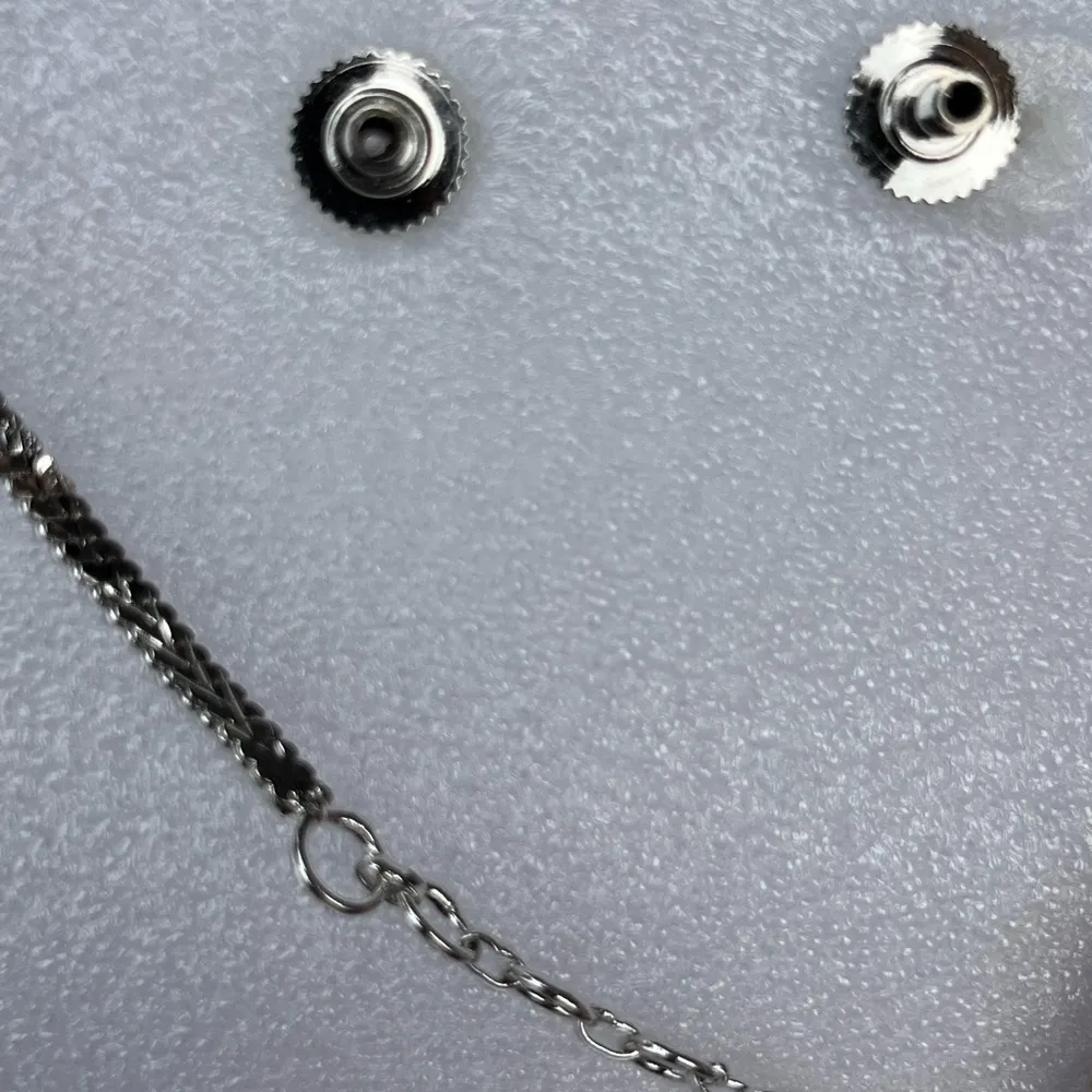 LEISURE AMERICAN DIAMOND SILVER & BLUE DROP 16” NECKLACE/EARRING SET NEW - Image 6