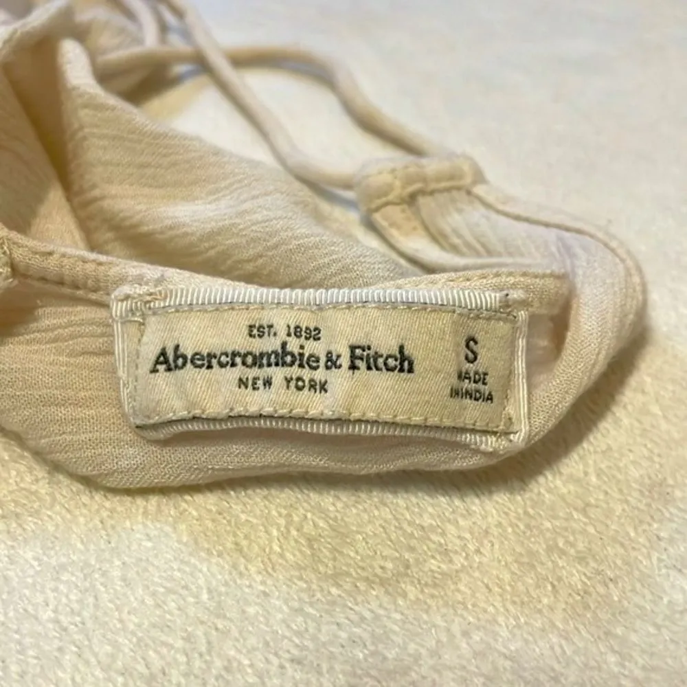 Abercrombie & Fitch- Boho Cream Flowy Embroidered Halter Criss-Cross Top- Size S - Image 3