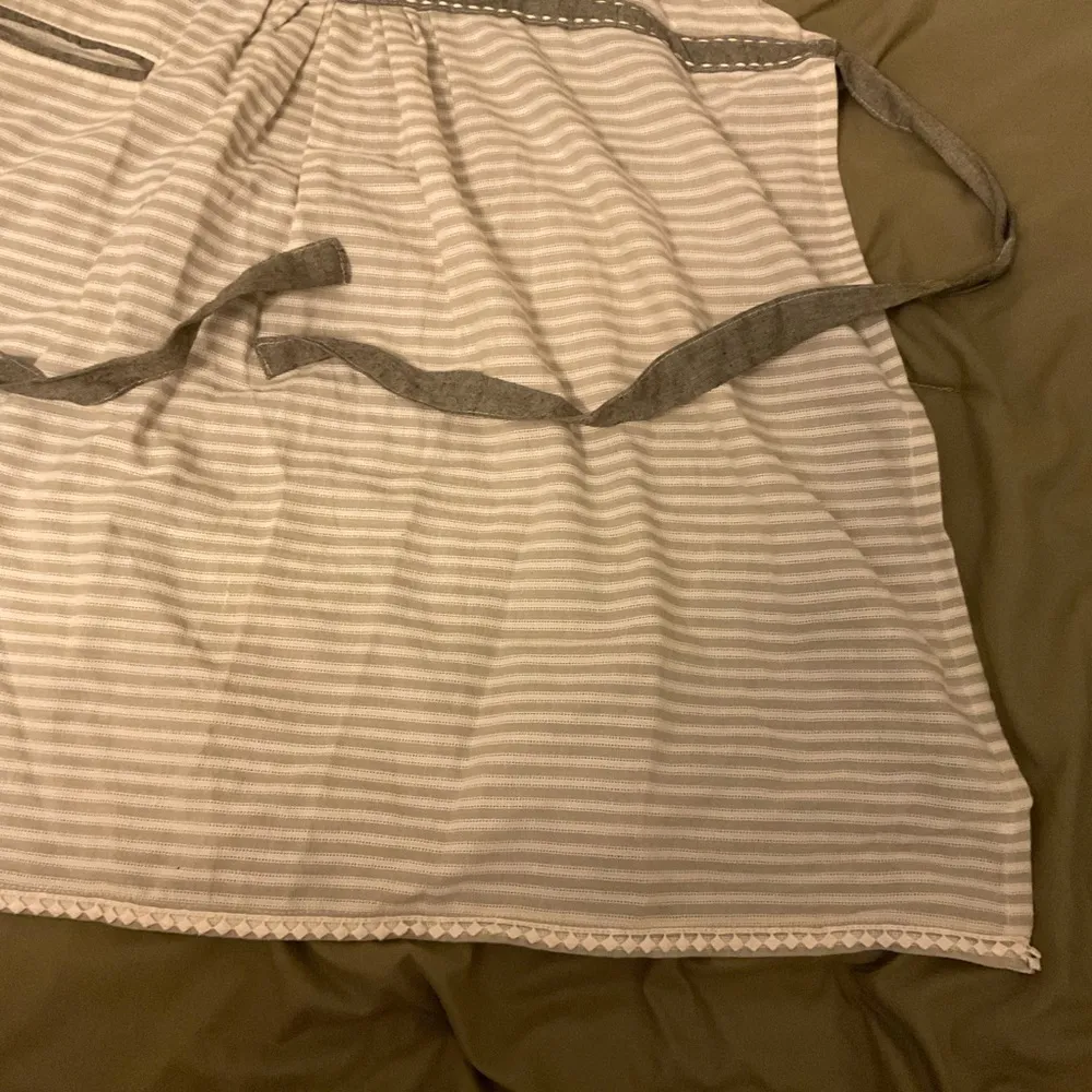 World Market Apron tan/gray nwt Gray - Image 5