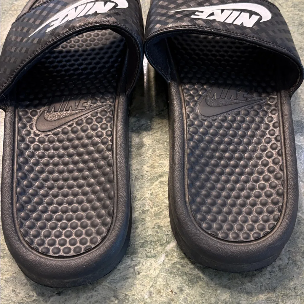 NIKE BENASSI BLACK COMFORT SLIP-ON SLIDE SANDAL SHOES WOMEN'S US 8 flip flop - Image 3