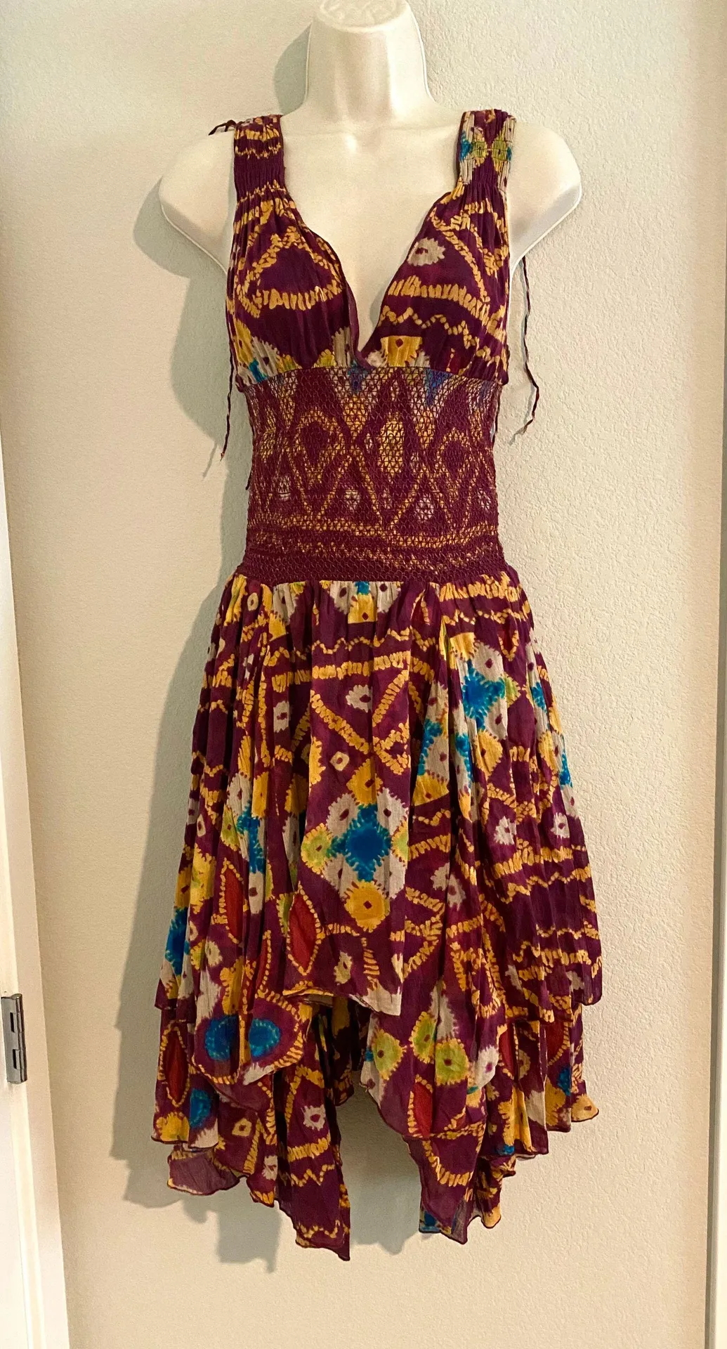 WORN ONCE  WISTERIA LATTICE SMOCKED WAIST BANDHANI PRINT MIDI DRESS. MINT. SZ S - Image 6