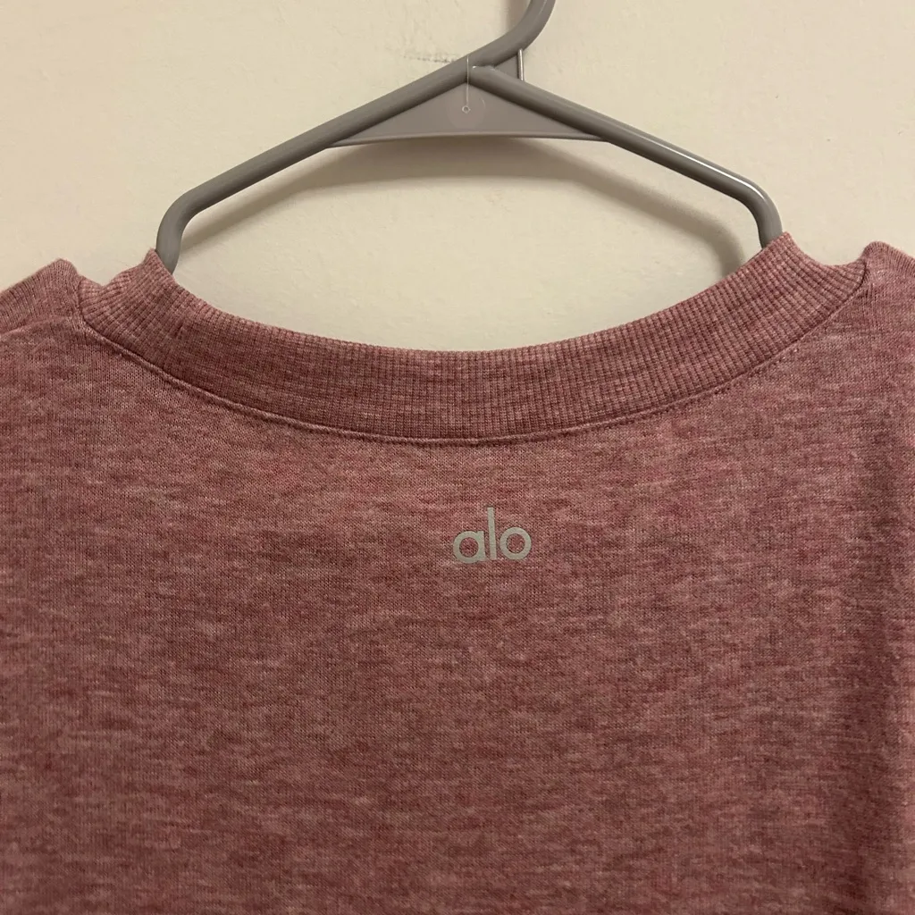 ALO Yoga Glimpse Long Sleeve in Dusted Plum Heather size Small (S) - Image 5