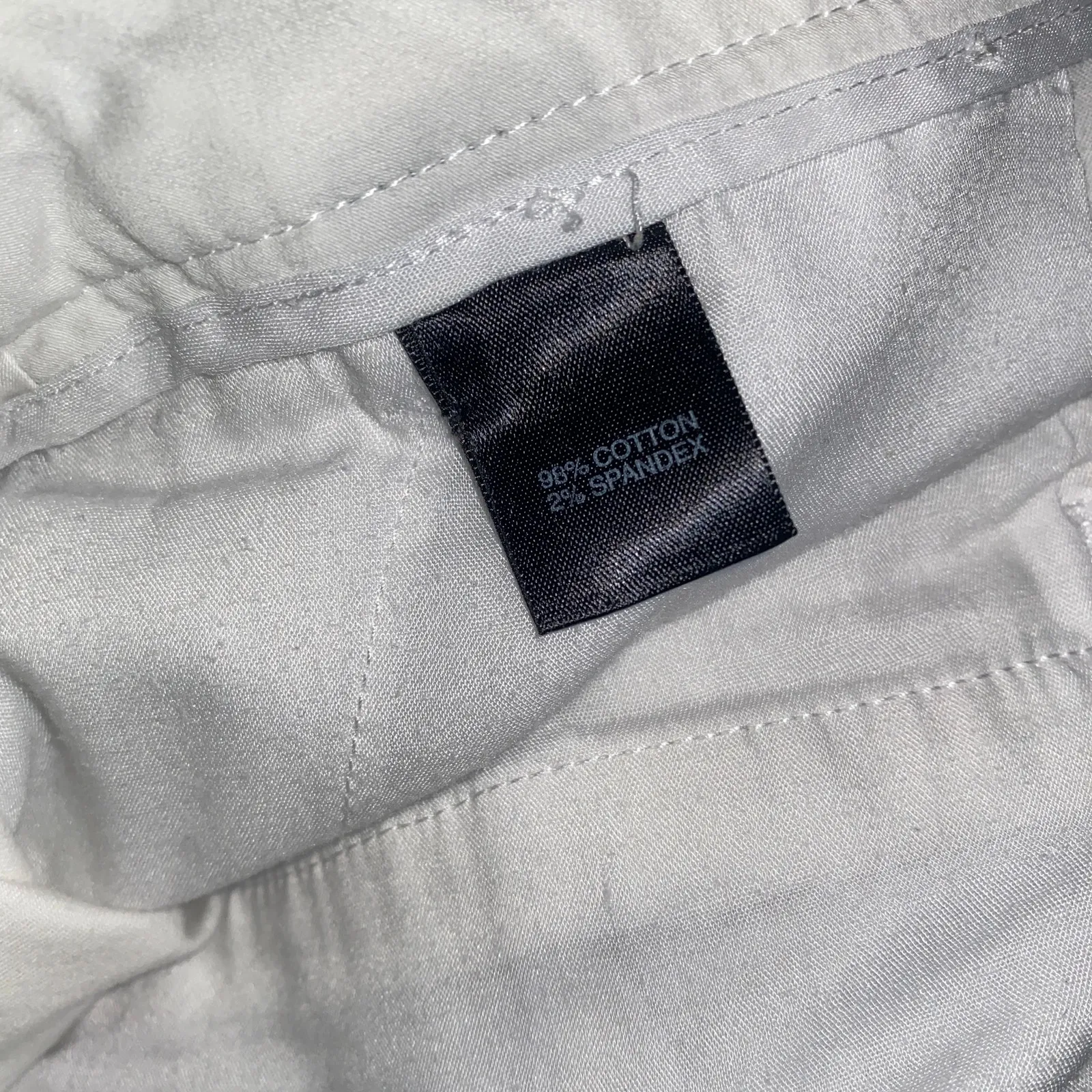 Avenue White Flat Front Stretch Cotton Bermuda Chino Shorts Women's Size 18 - Image 7