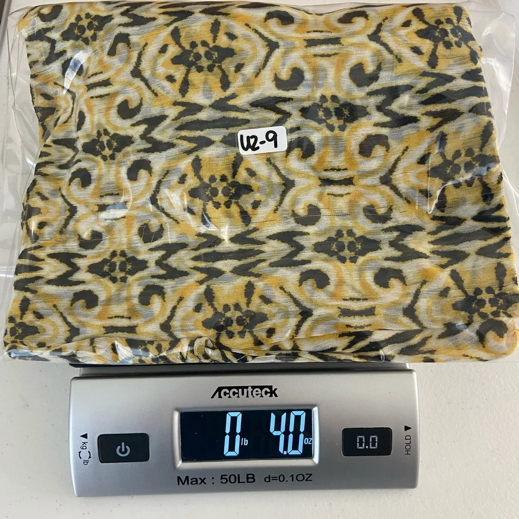 NWOT Sag Harbor women’s yellow black patterned beaded neck loose fit blouse XL - Image 9