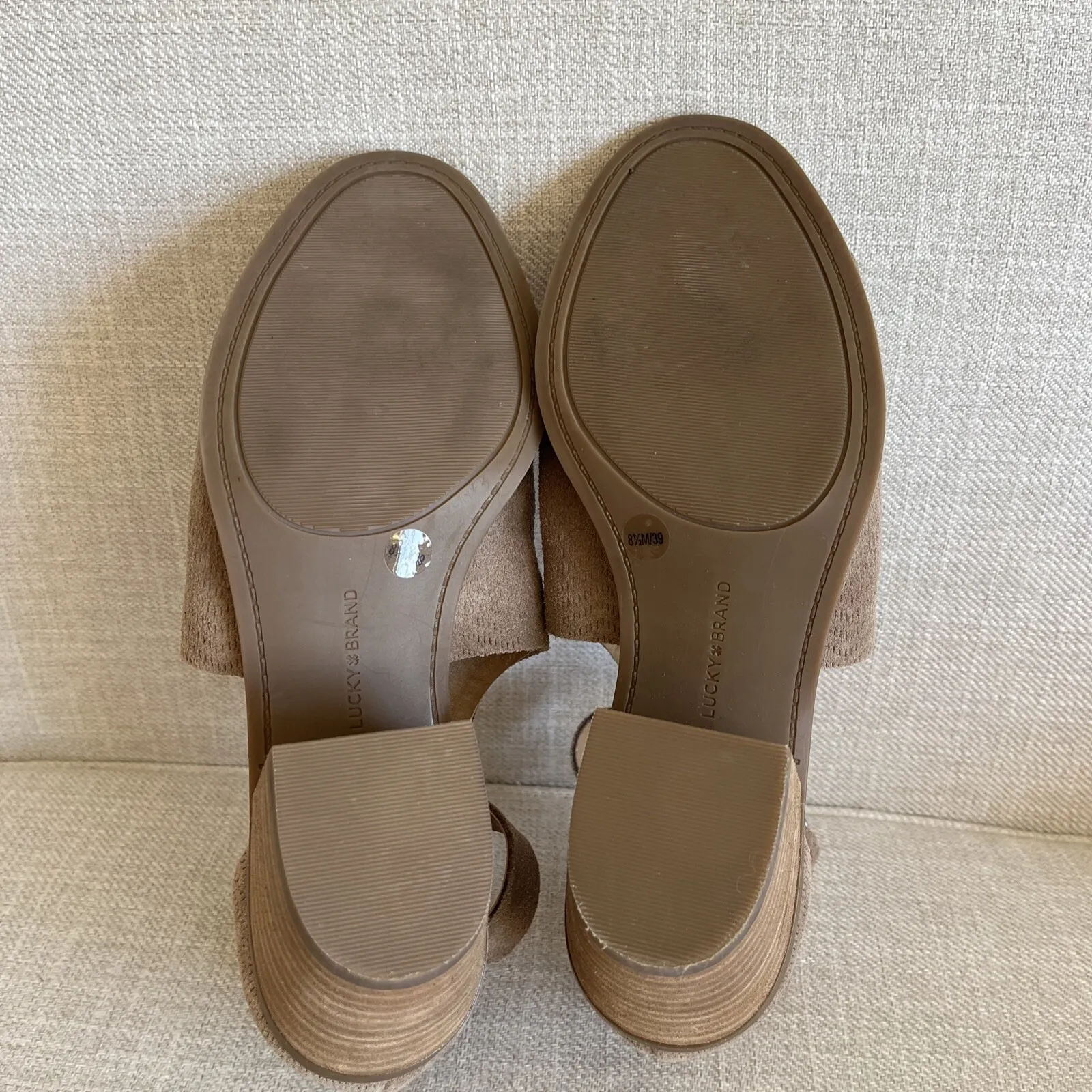Lucky Brand Size 8.5 Baxley Light Brown Suede Ankle Strap Heeled Open Toe Sandal - Image 7