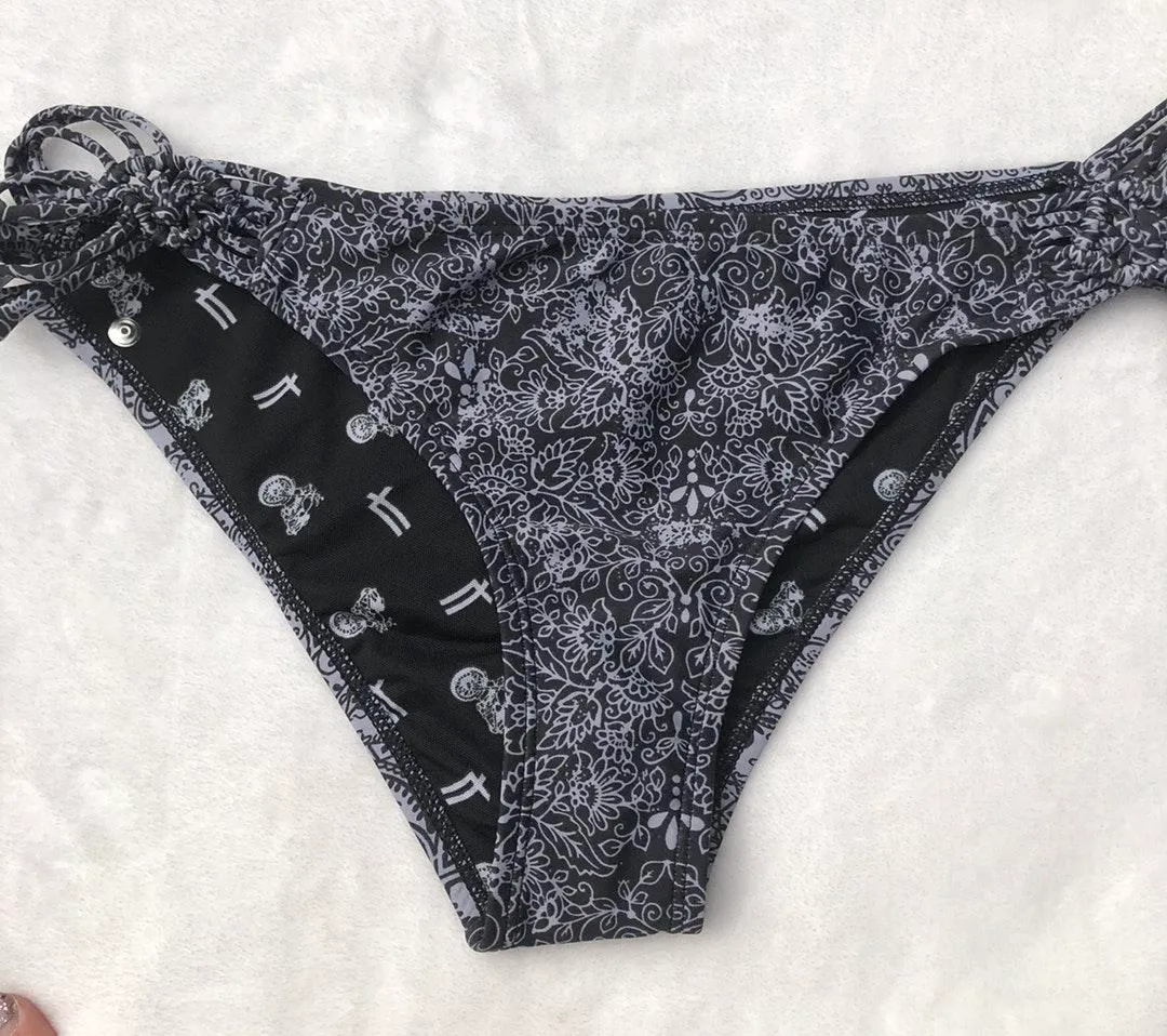 Black & White Floral Bikini Bottom L - Image 2