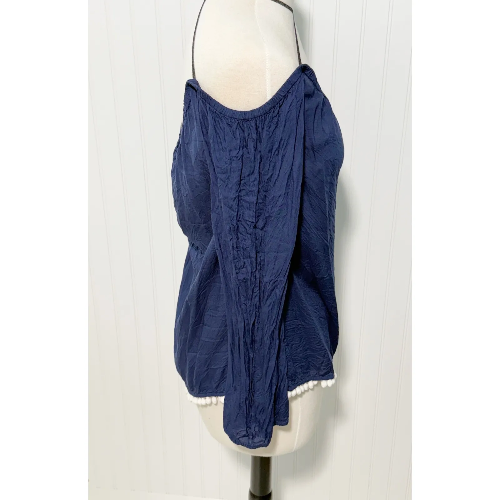 Lilly Pulitzer Navy Blue Rayon Long Sleeve Off Shoulder Pom Pom‎ Trim Top M - Image 3