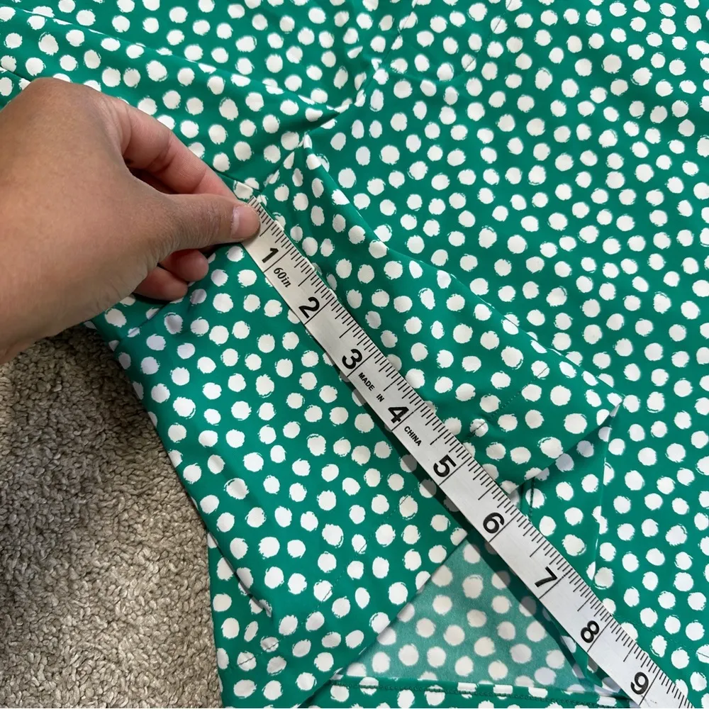 Spanx Women's Sunshine 6" Shorts Pull On Kelly Green Polka Dot UPF 50+ Size L - Image 13