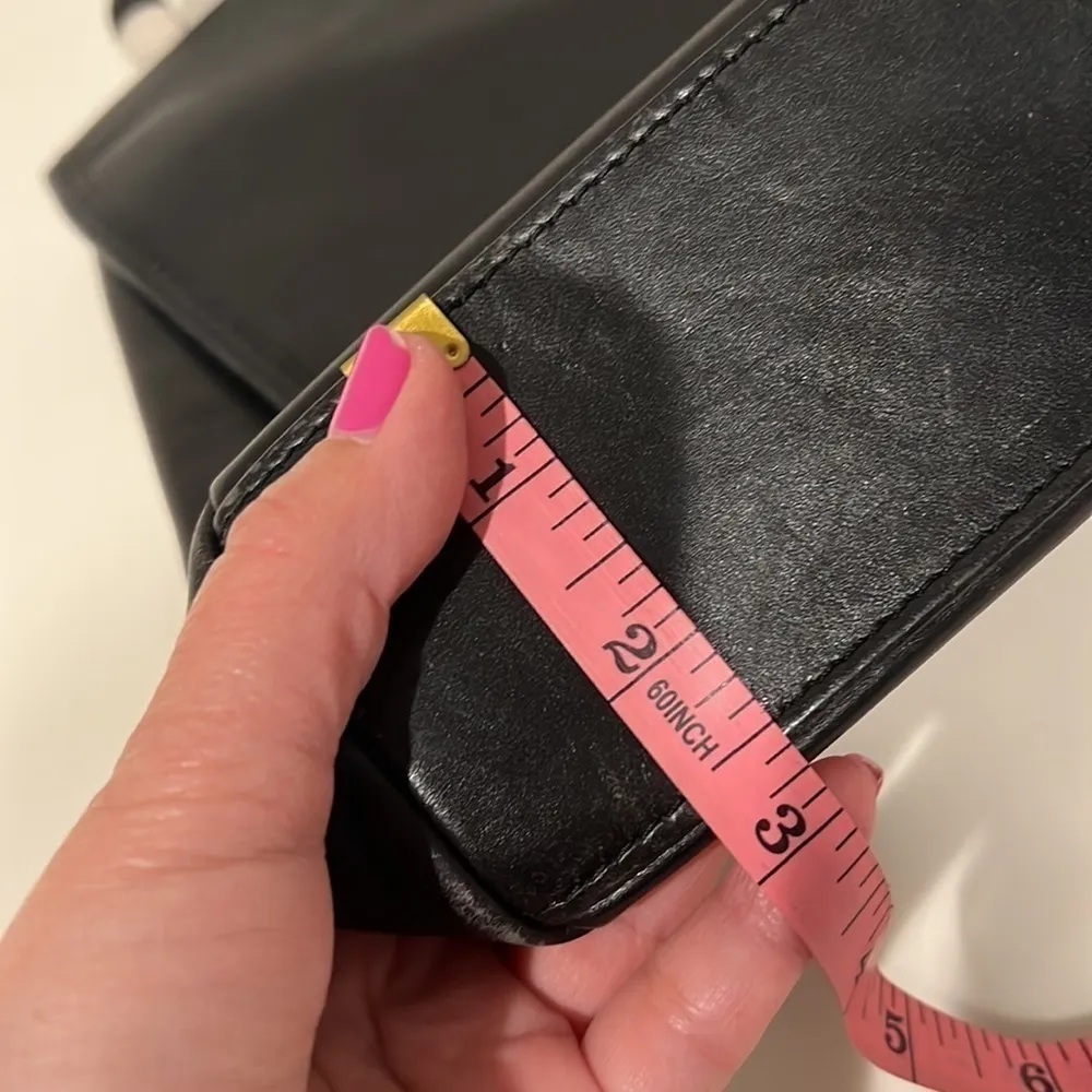 Hartmann vintage leather purse, black, toggle flap closure, EUC Black - Image 15