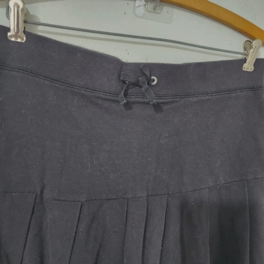 Canyon River Blues Black Knit Pleated Tennis Skort - Image 3