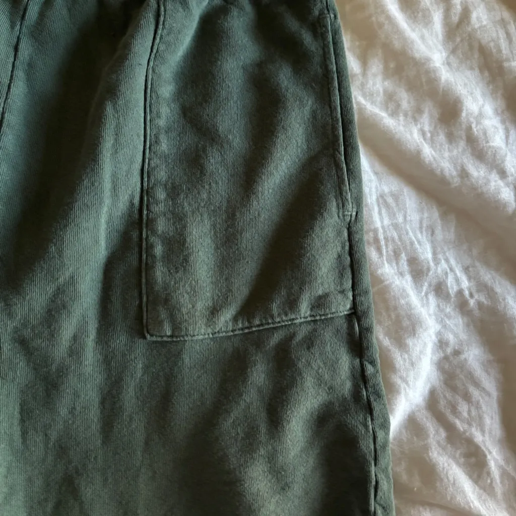 The Great Cropped Sweat Short | Dark Green | Size 1 - Image 3