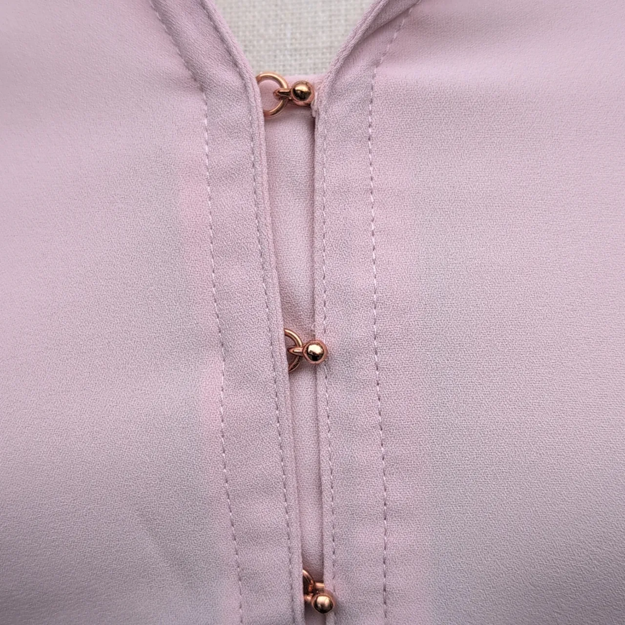 NWT Ivanka Trump V-Neck Blouse | Ivanka Trump Pink Henley Blouse - Image 3
