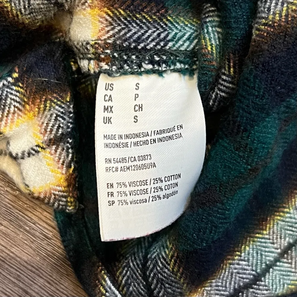 American Eagle Ahhh-Mazingly Soft Plaid Flannel Button Down - Image 4