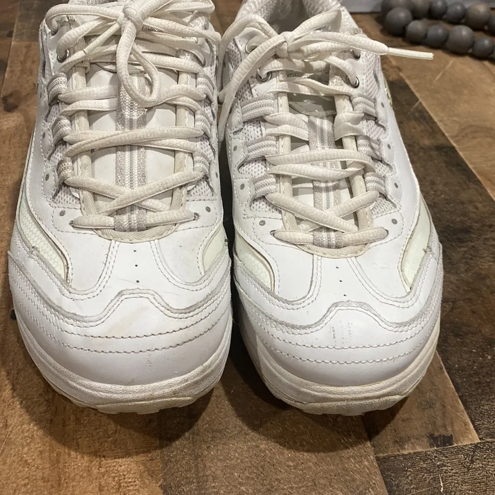 Skechers‎ sneakers shape up gym shoes 8.5 white - Image 6