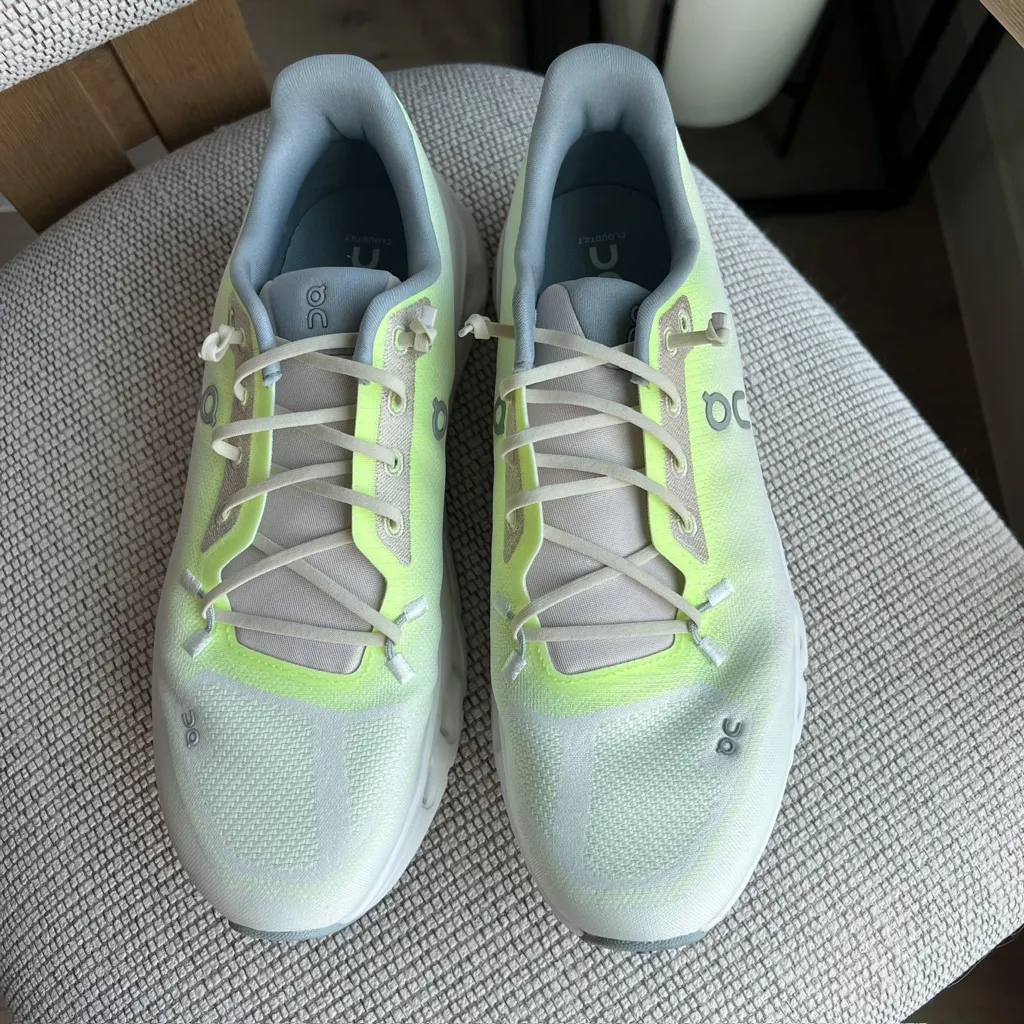 NWOB On Cloud Cloudtilt Sneakers Running Shoes in Lime Ivory Womens Size 10.5 White - Image 3