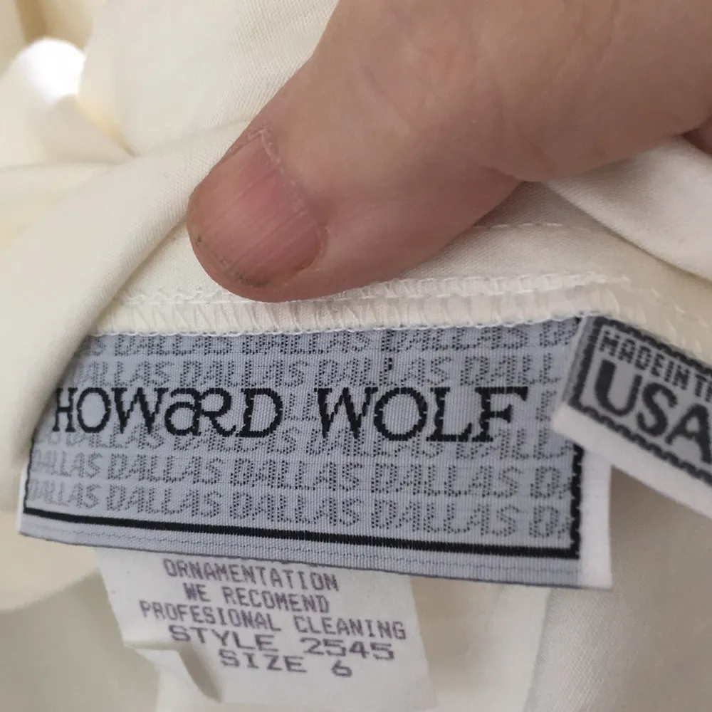 FINAL MARKDOWN Elegant Howard wolf blouse 6 - Image 4