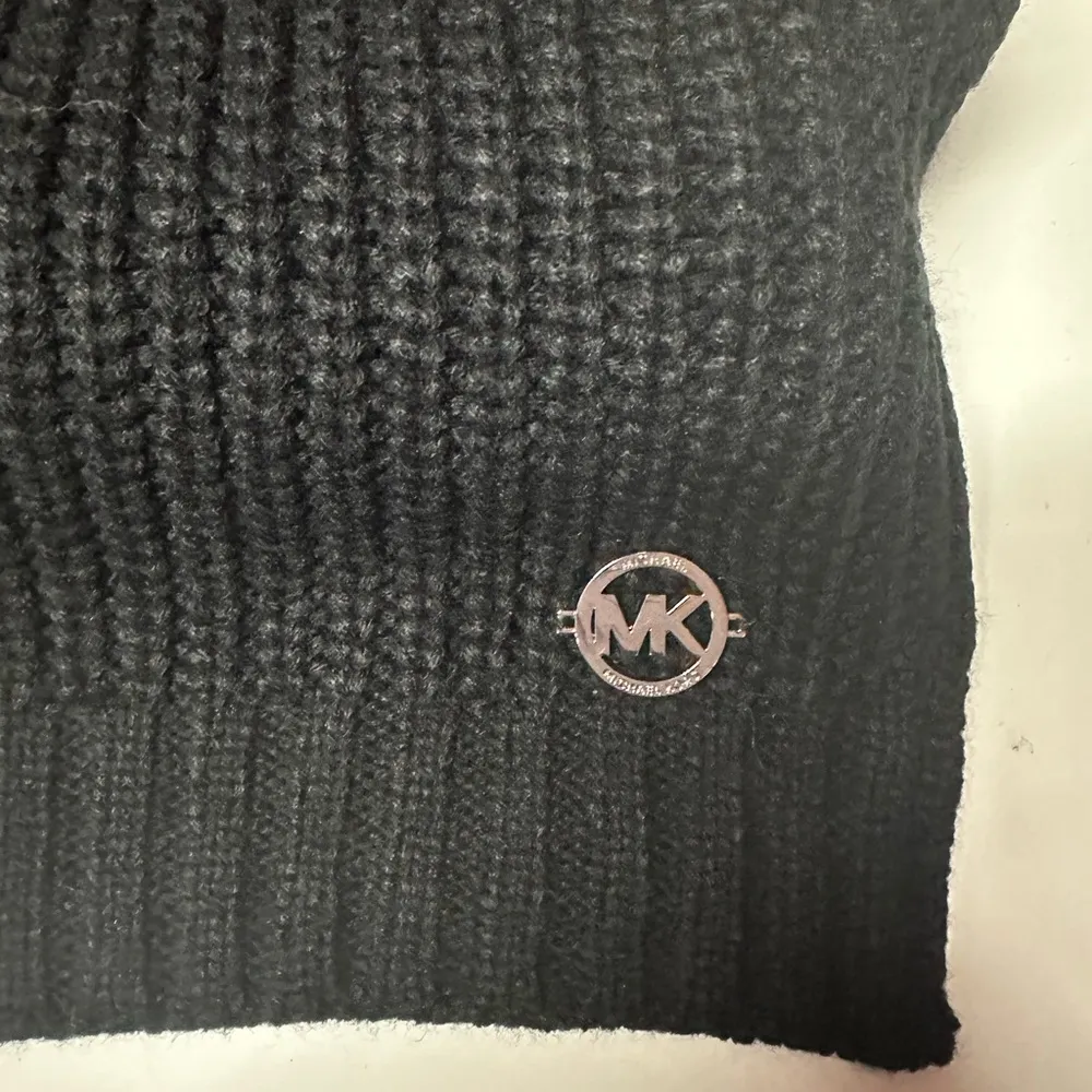 Michael Kors Chunky Knit Scarf Black Wrap MSRP $68 - Image 7