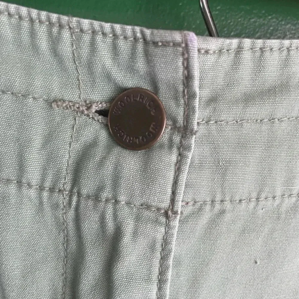 CLEARANCE! Woolrich Sage Green Capri Crop Pants Size 6 EUC‎ - Image 3