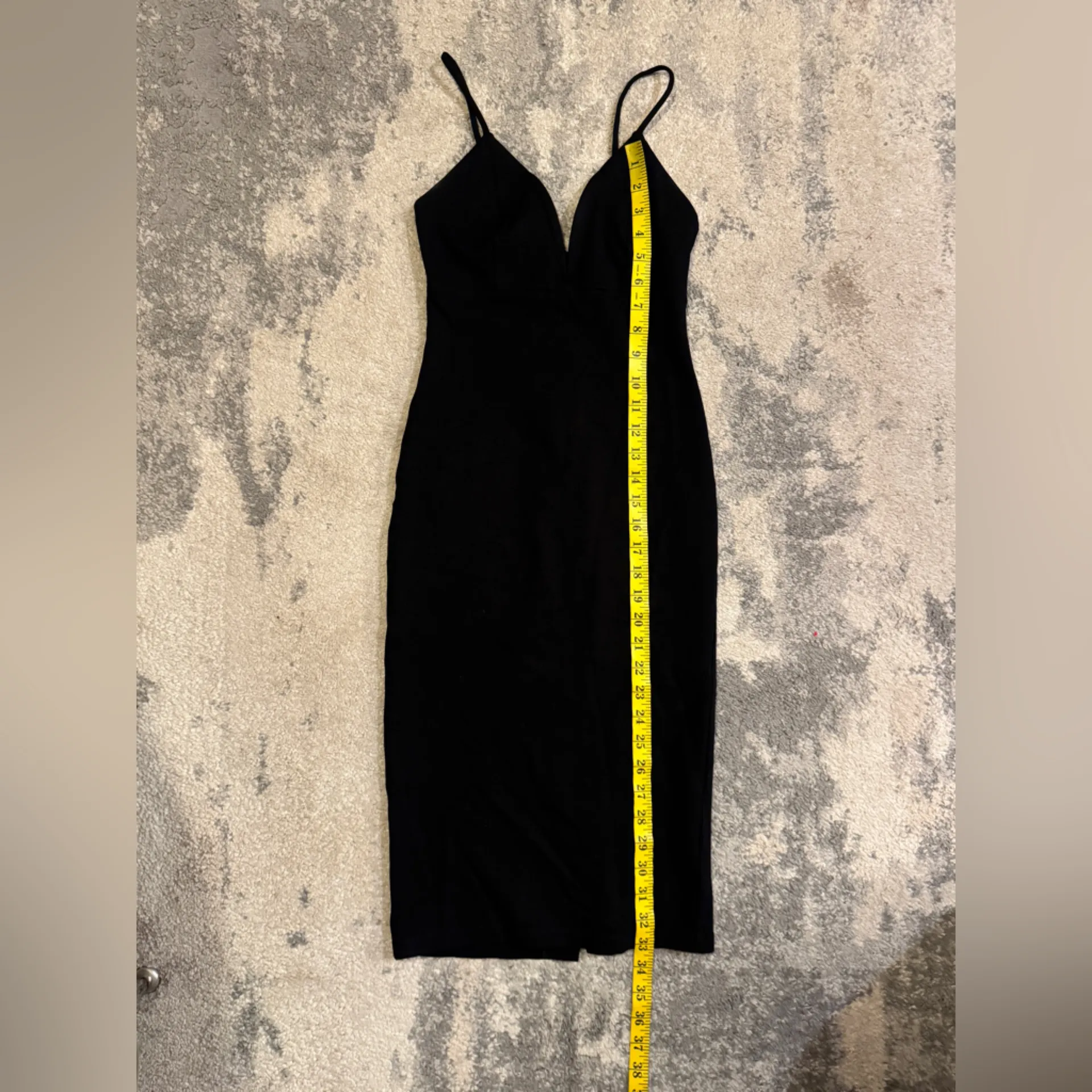 Solemio Classic Black Body-con Dress - Image 7