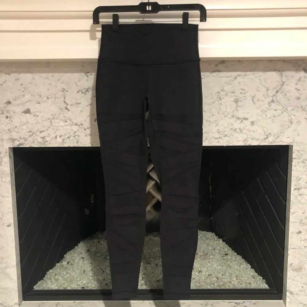 Lululemon  Tech Mesh Leggings Black Small Full Length Legging - Image 8