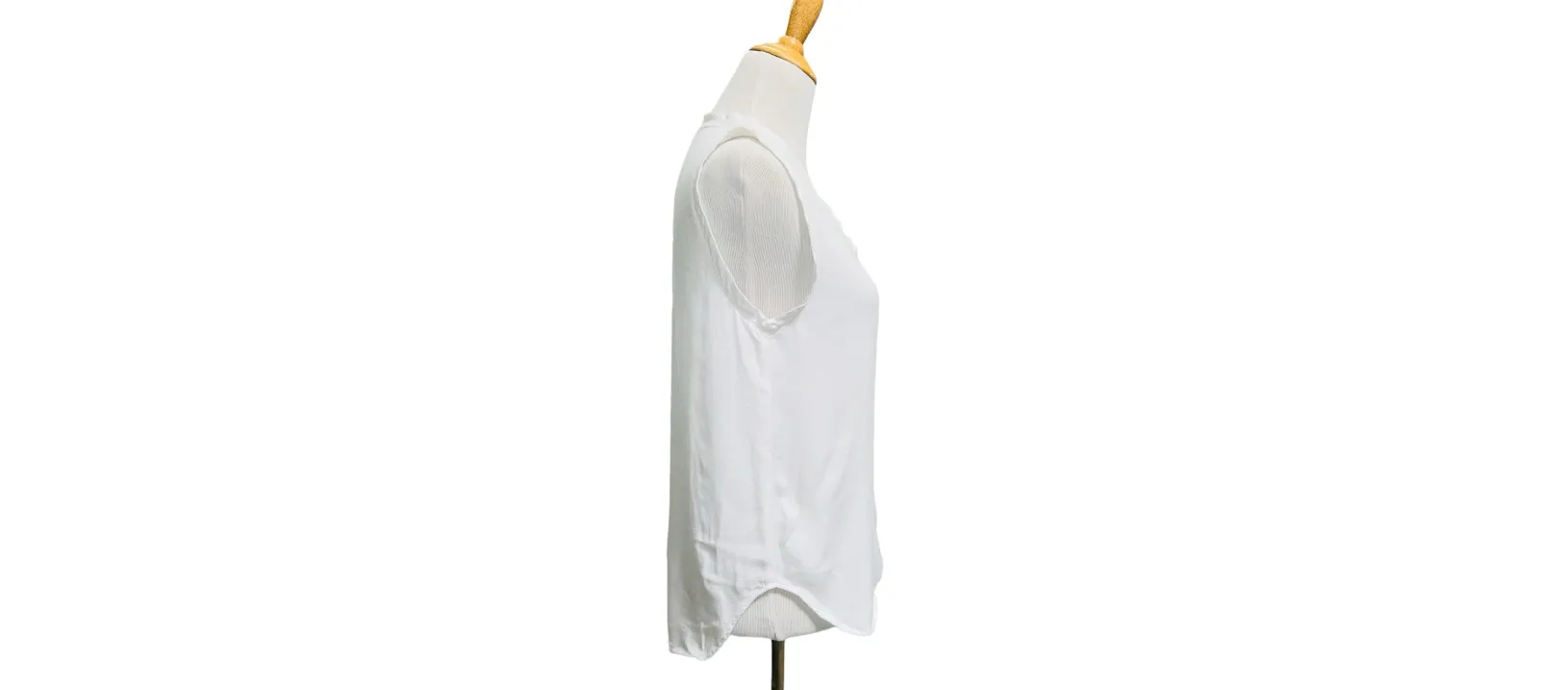 Cloth & Stone White v neck tank Small - Image 3