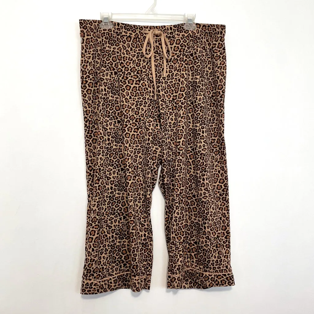 JONES NEW YORK Short Sleeve / Capri Pant 2 Piece Pajama Set Cheetah Leopard PJs - Image 11