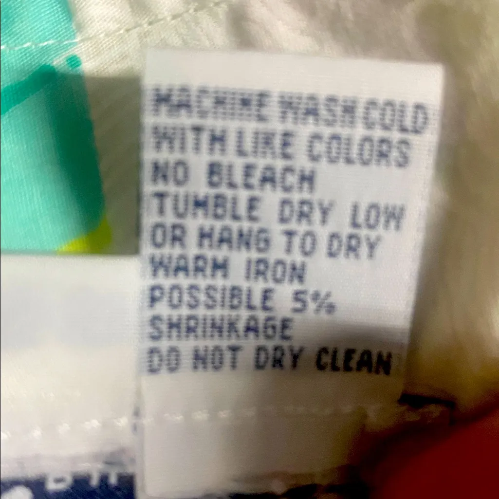 From 90s Vintage Lilly Pulitzer Lilly Vibrante Patchwork Sleeveless Shirtdress
4 - Image 11