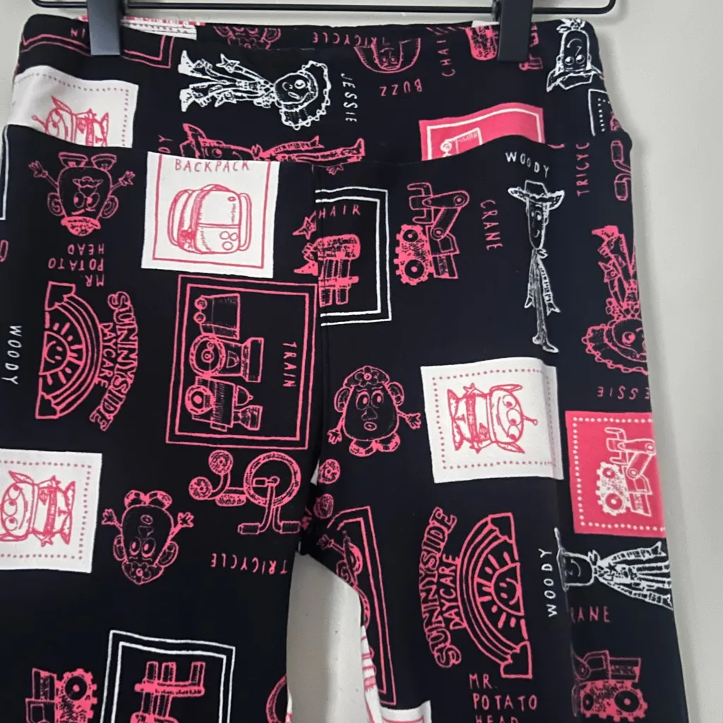 LuLaRoe OS Toy Story 2 Leggings - Black and Pink - Image 5