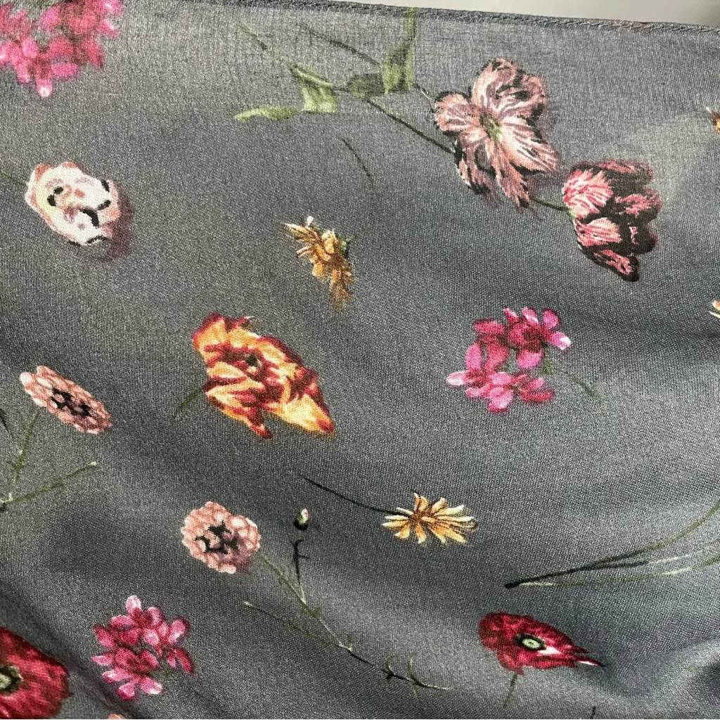 Gauzy Floral Scarf Gray Rectangular Raw Edge Fringe Polyester Women Lightweight‎ - Image 12