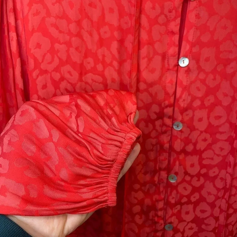 Show Me Your Mumu Silky Alicia Button Down Tunic in Red Cheetah Size XS - Image 11