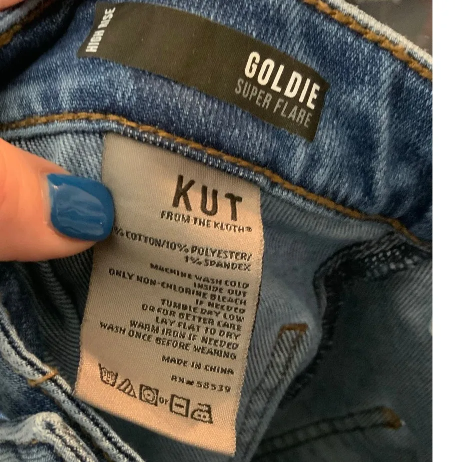 Kut From the Kloth Goldie‎ High Rise Super Flare Patch Pockets size 8 - Image 5