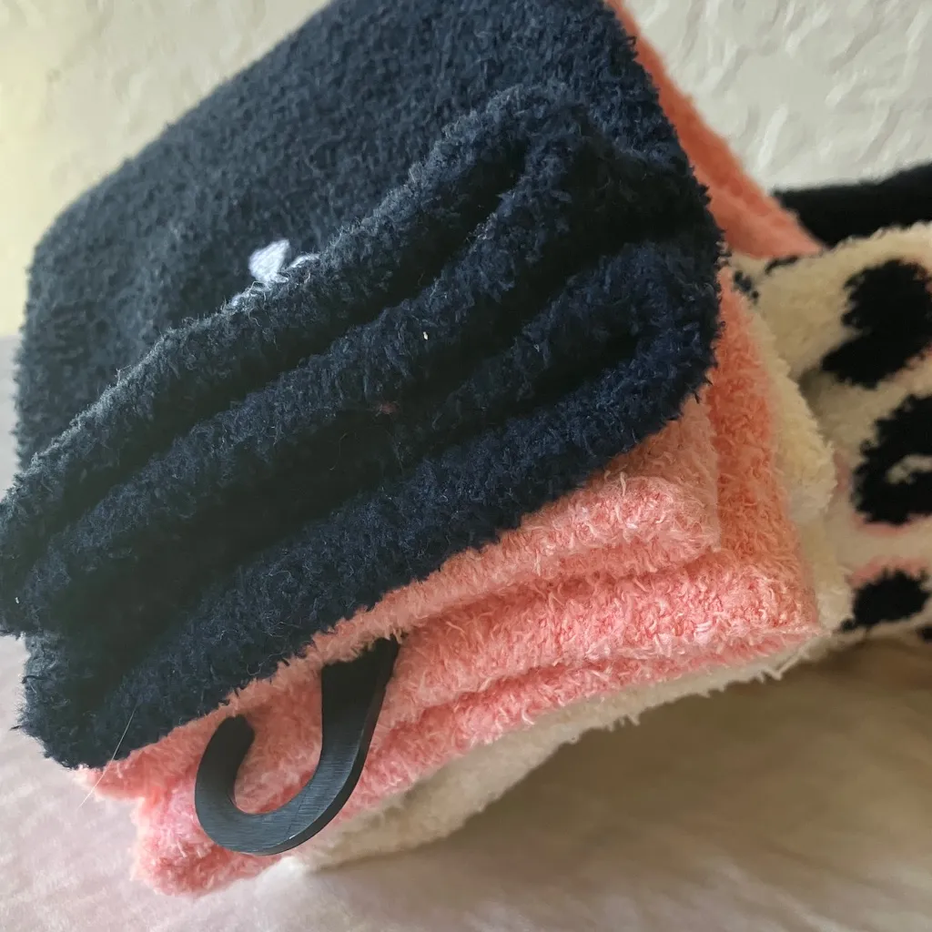 Kate Spade: Pink/Navy/Animal Print “Fuzzy” Home Socks- Crew - Image 13
