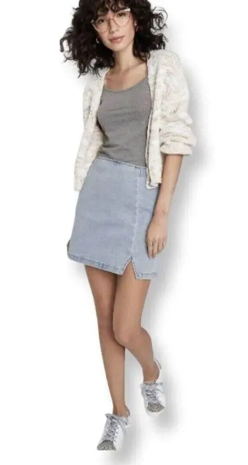 Wild Fable Notch Front Seamed Jean Mini Skirt -. Light Blue Women’s 10 NWT - Image 2