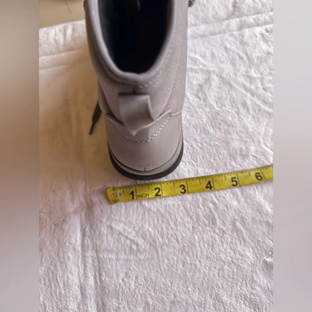 Cloudsteppers by Clarks Cabrini Cove Dark Grey boots winter comfy Women’s 9 W Gray - Image 8