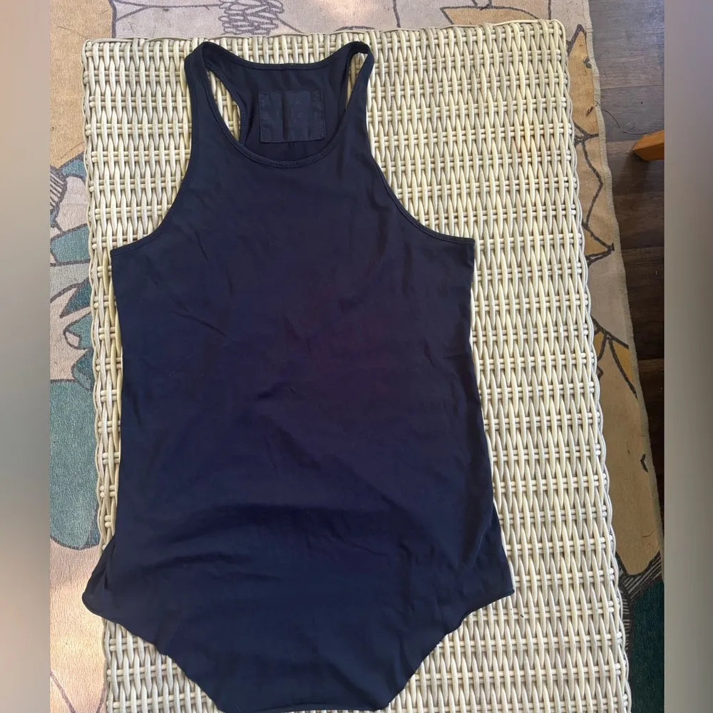 Frank & Eileen Tee Lab Base Layer Tank large‎ athleisure travel minimalist chic - Image 4