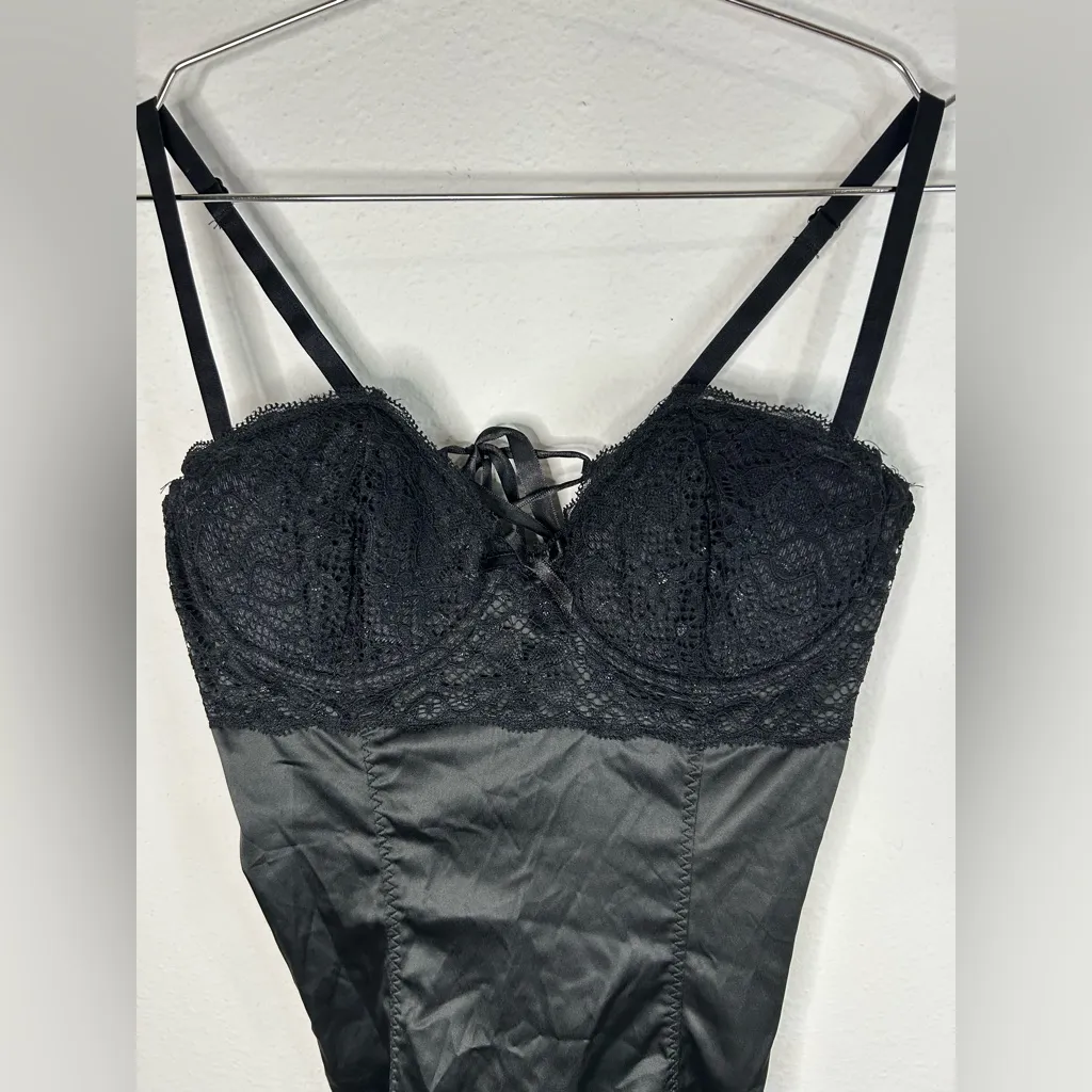 Seduction by Frederick’s of Hollywood Black Lace Corset Bustier Top Size M - Image 2