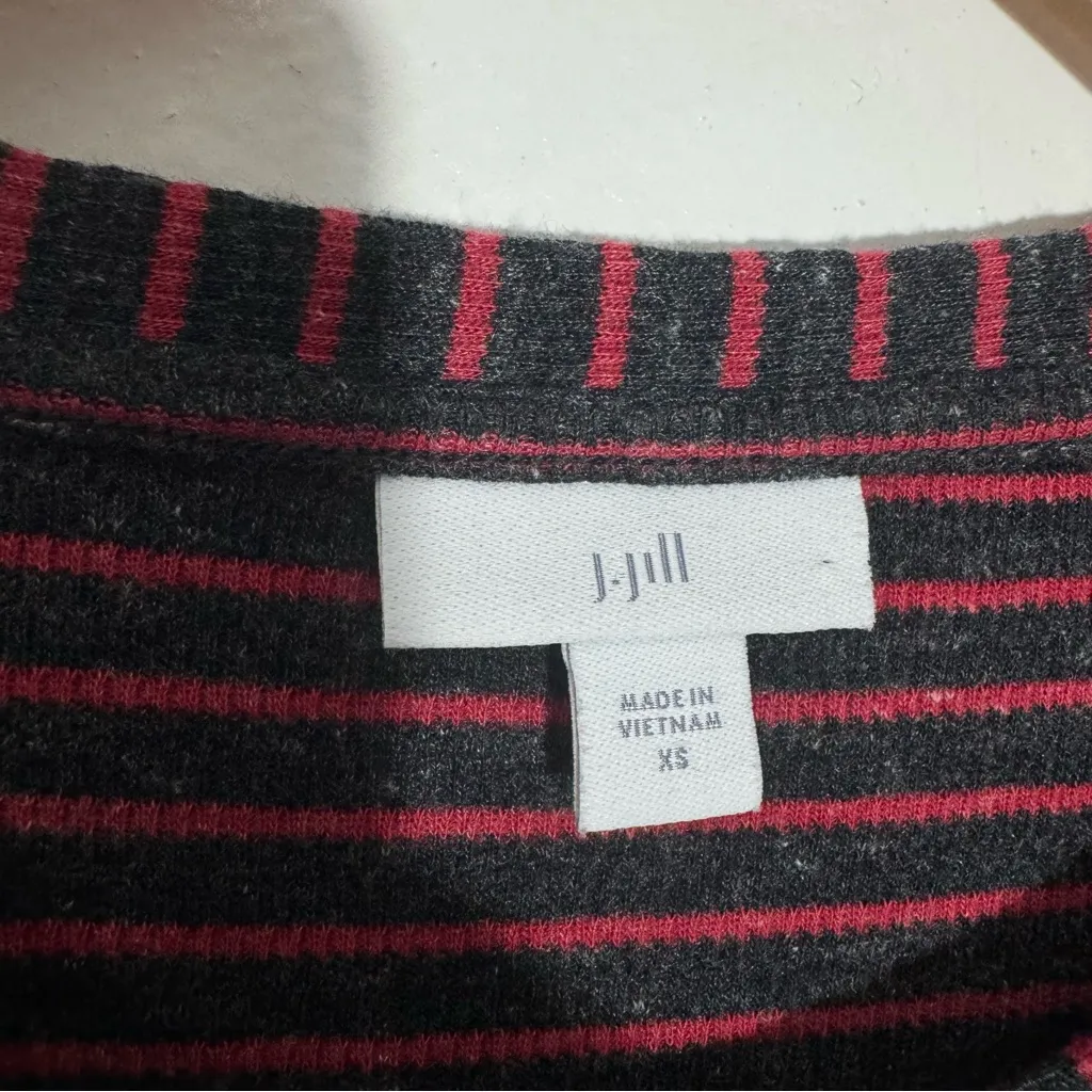 New J. Jill Fleece Striped Dark Gray & Red Long Sleeves Size XS - Image 4