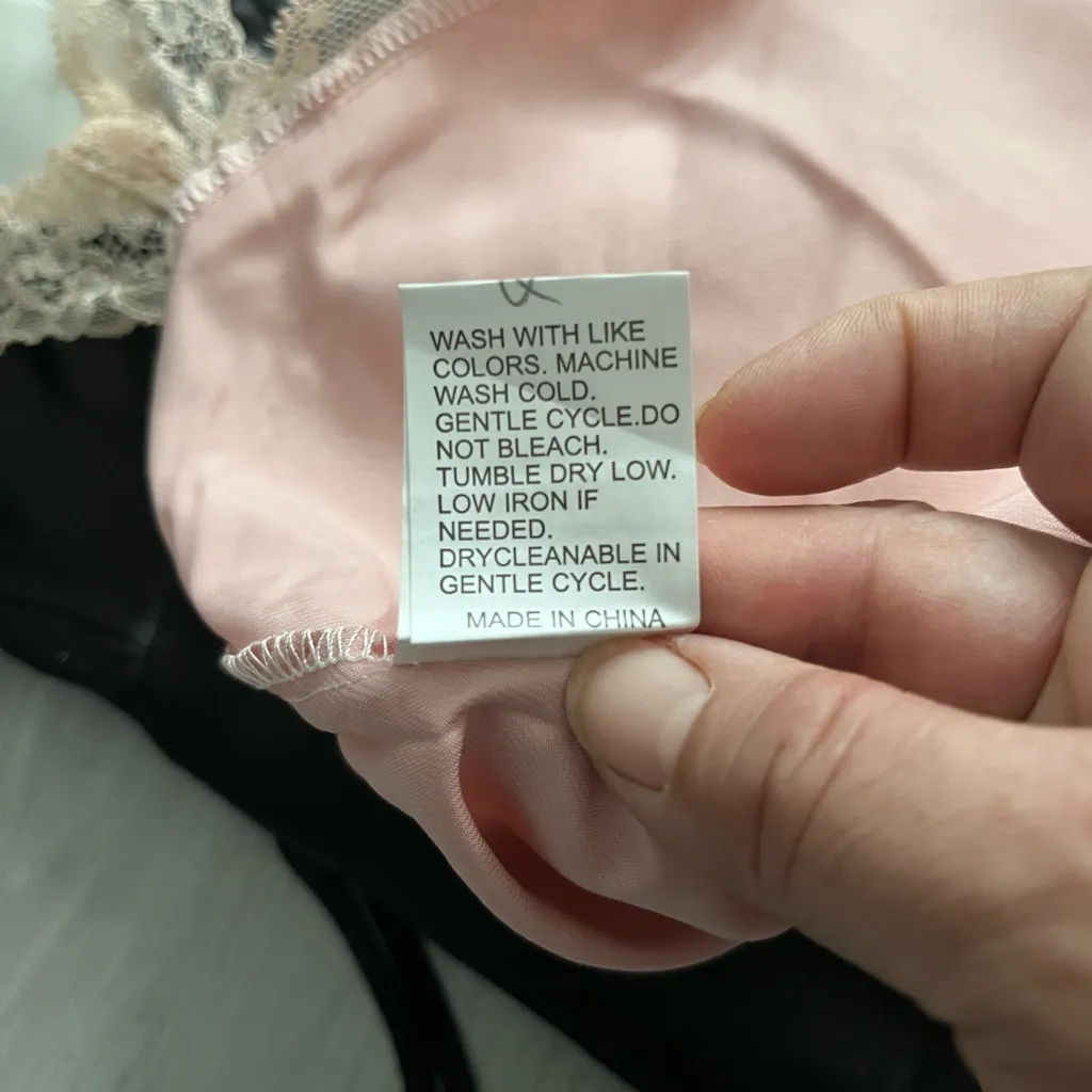 NEW Elegant set Pink and black Lace Trim‎ Satin Chemise Size L - Image 4