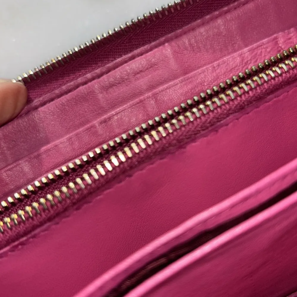 MIU MIU Zippy Wallet - Image 9