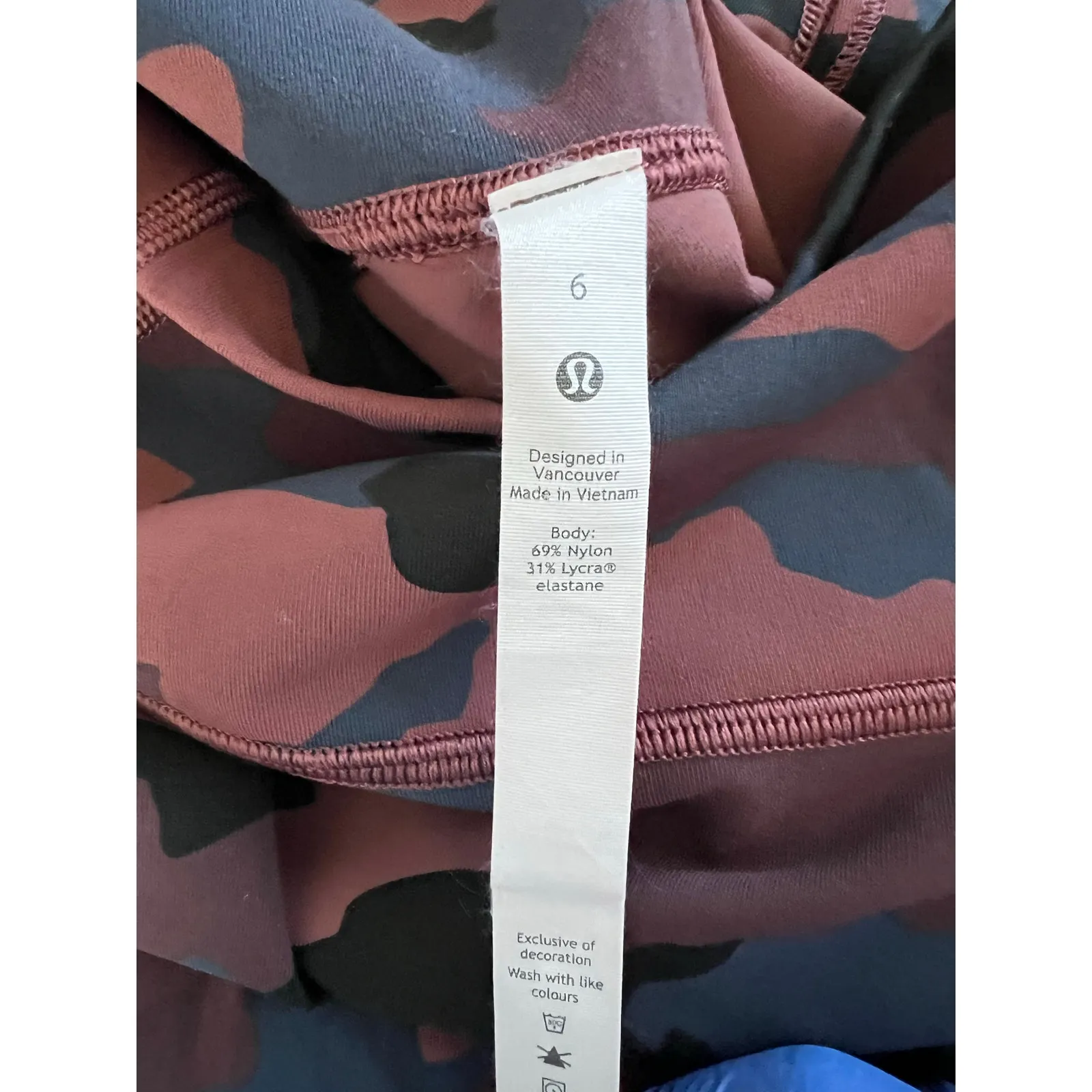 Lululemon Wunder Under High-Rise Tight 28” Sz 6 Camo Smoky Red Night Sea Multi - Image 3