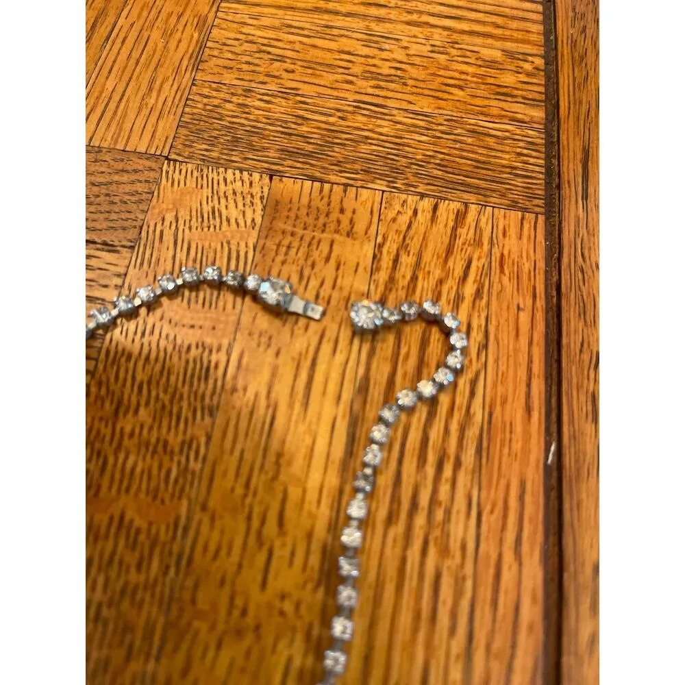 Rhinestone necklace
Clasp not working 15.5” end to end - Image 2