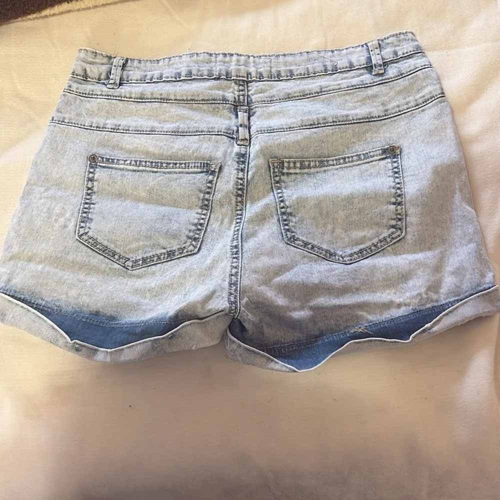 Cotton on Light Blue Denim Women's Shorts - Image 3