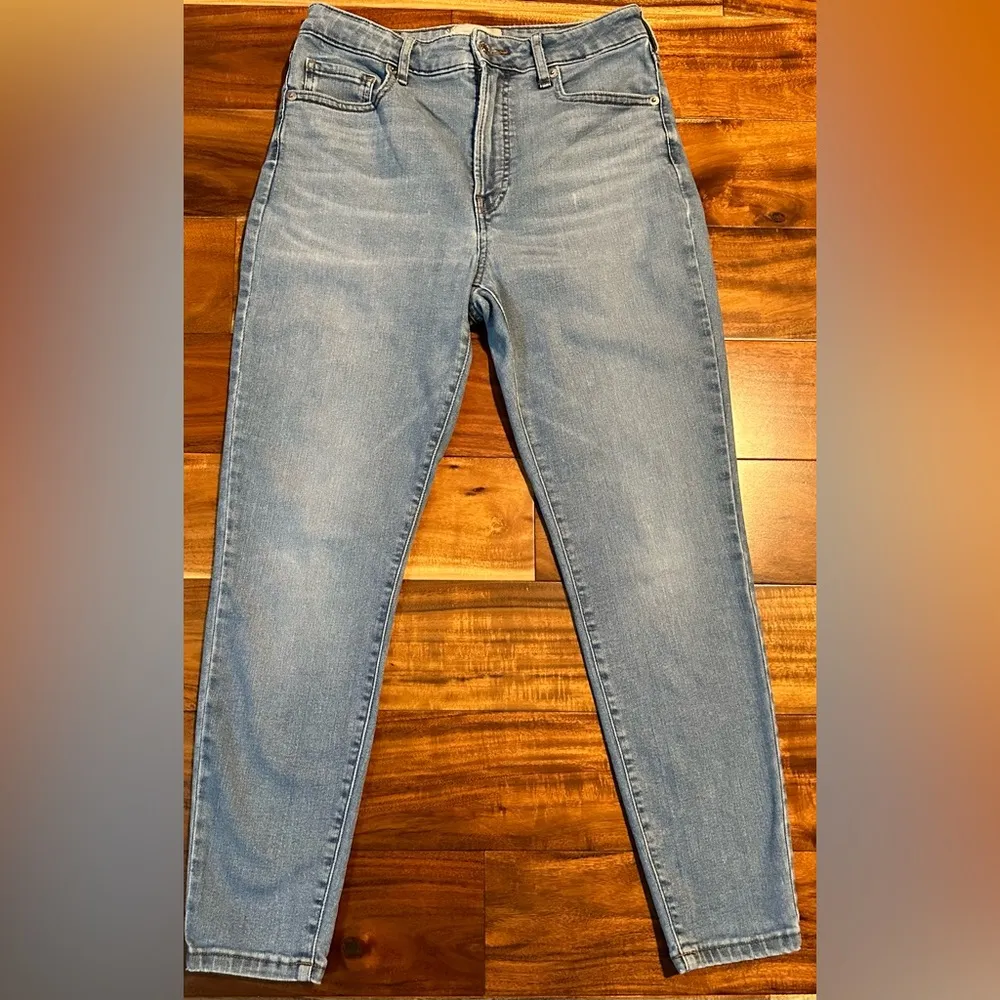 Curvy Highrise Skinny Jeans - Image 4