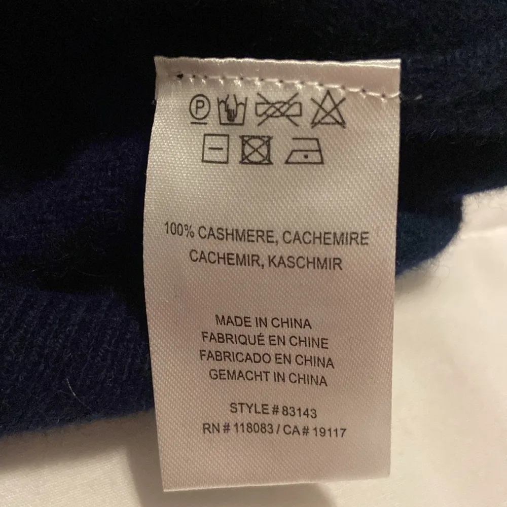 100% Cashmere Short Sleeve Mock Neck Top Blue - Image 6