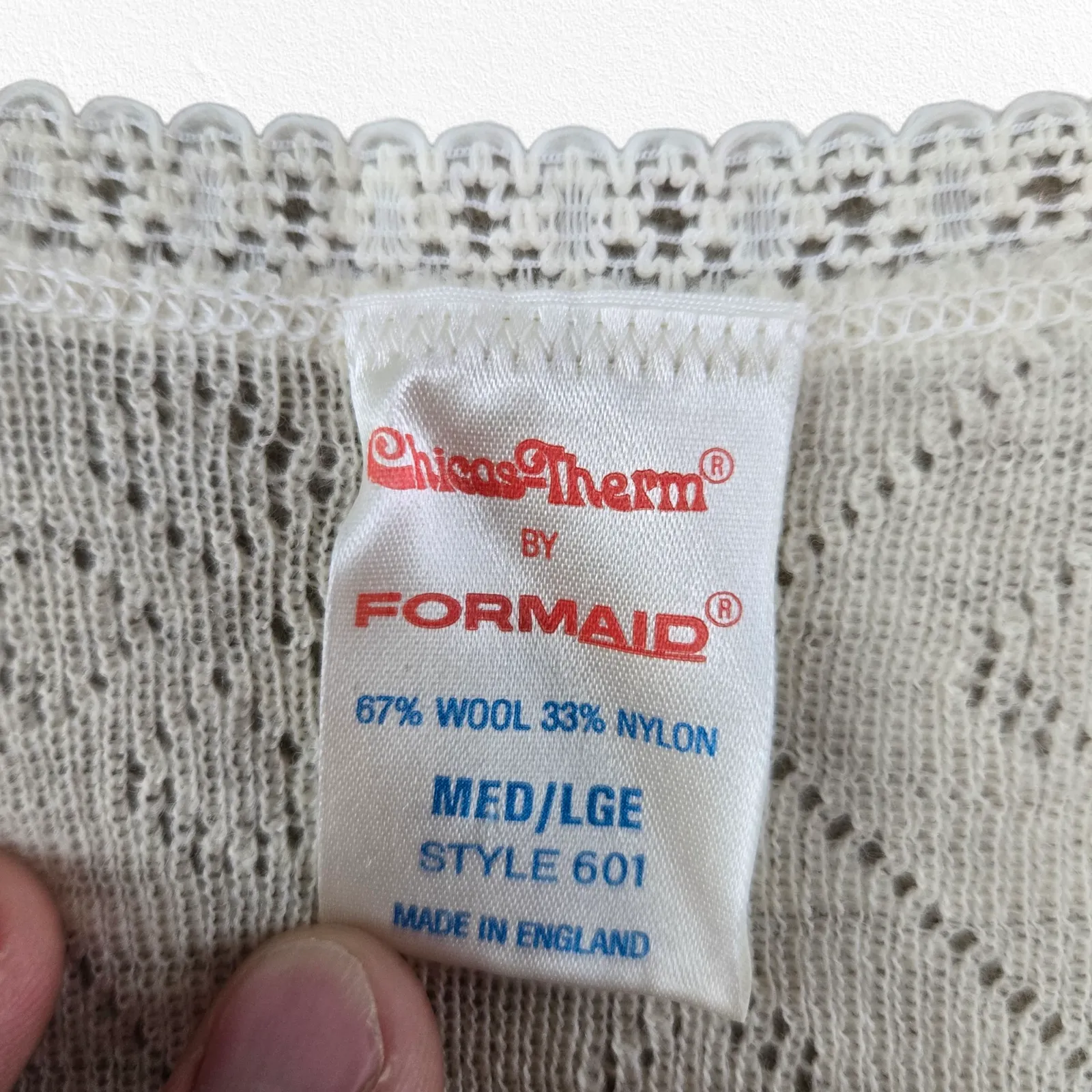 Vintage 70s Knit Vest Top Made in England Diamond Lace Ribbed Waist Size Medium White - Image 5