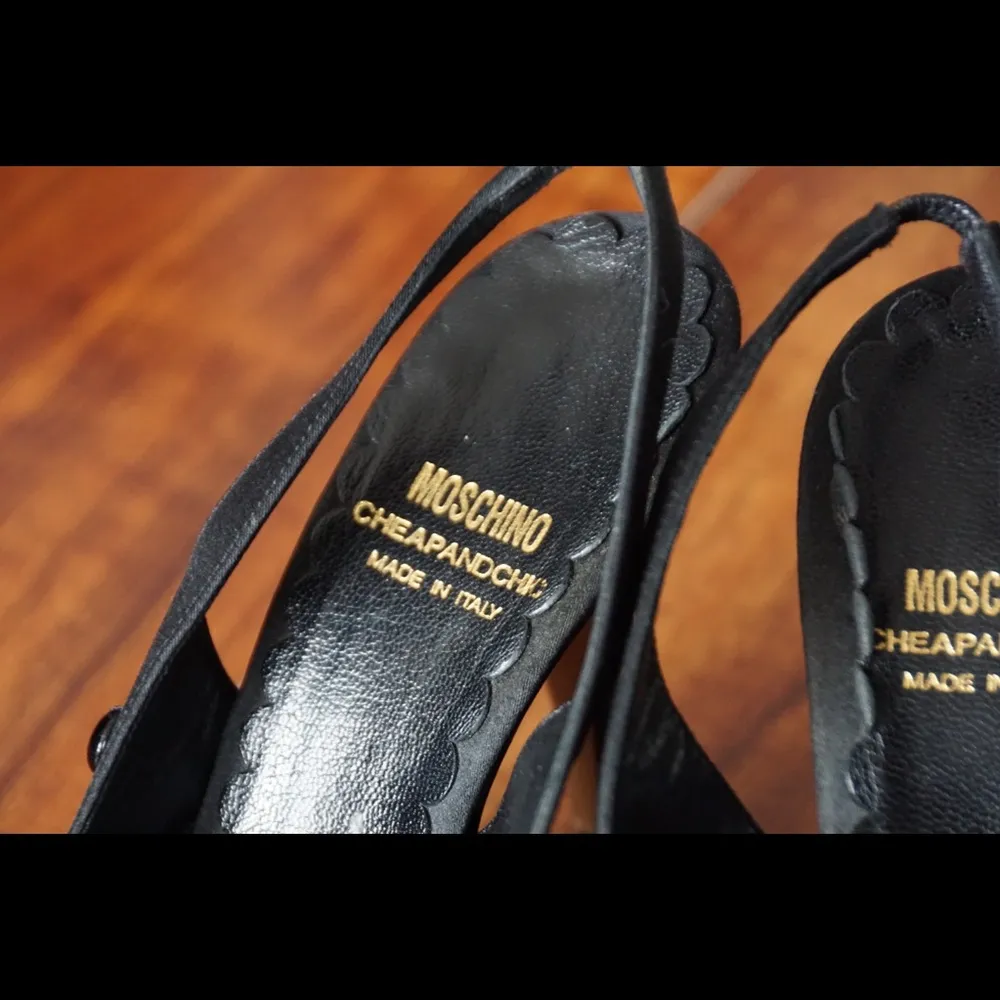 Moschino Black Heels Shoes Sz US 7 EU 37 Elegant - Image 4